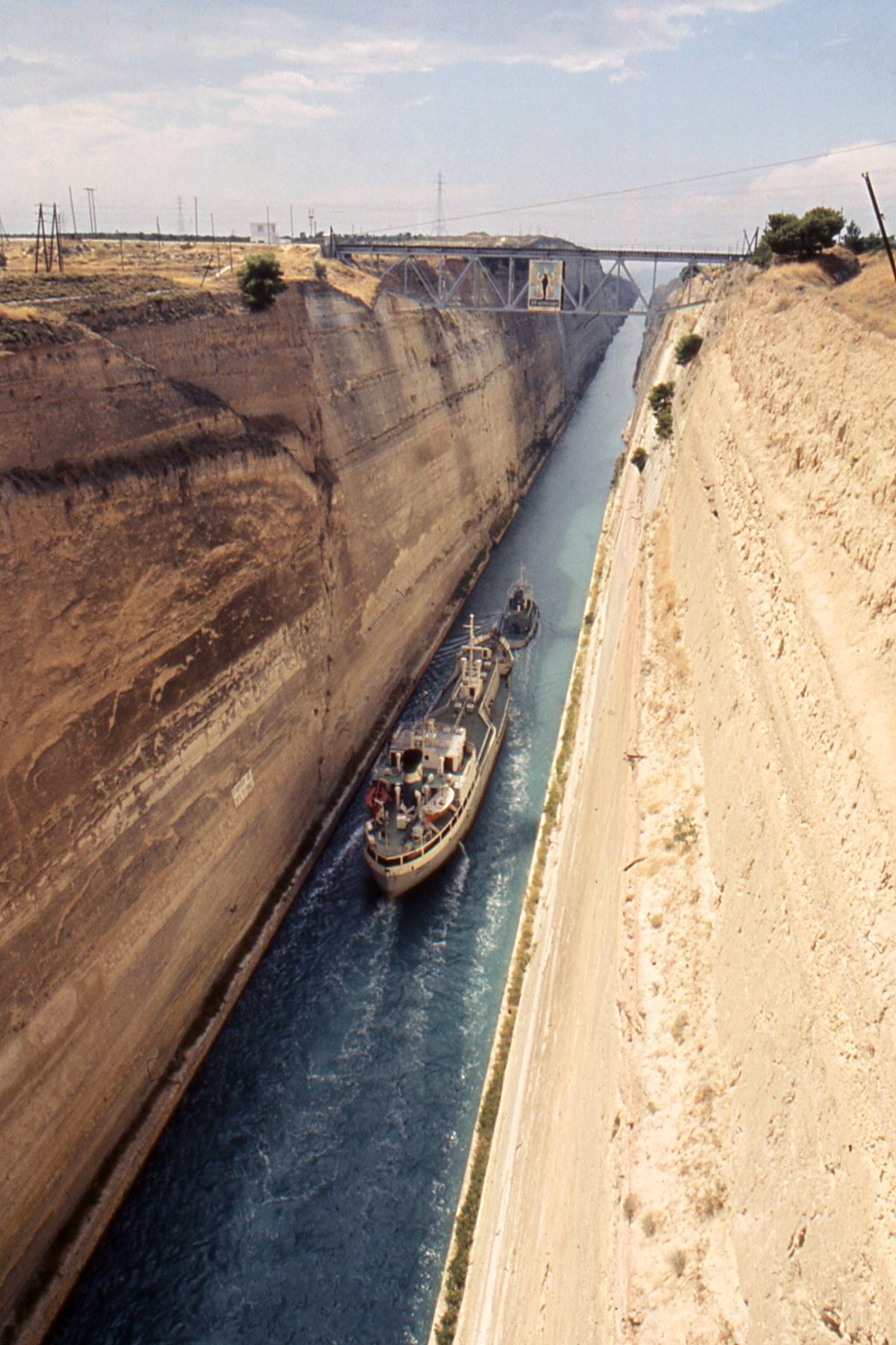 canal de corinthe arolide grece