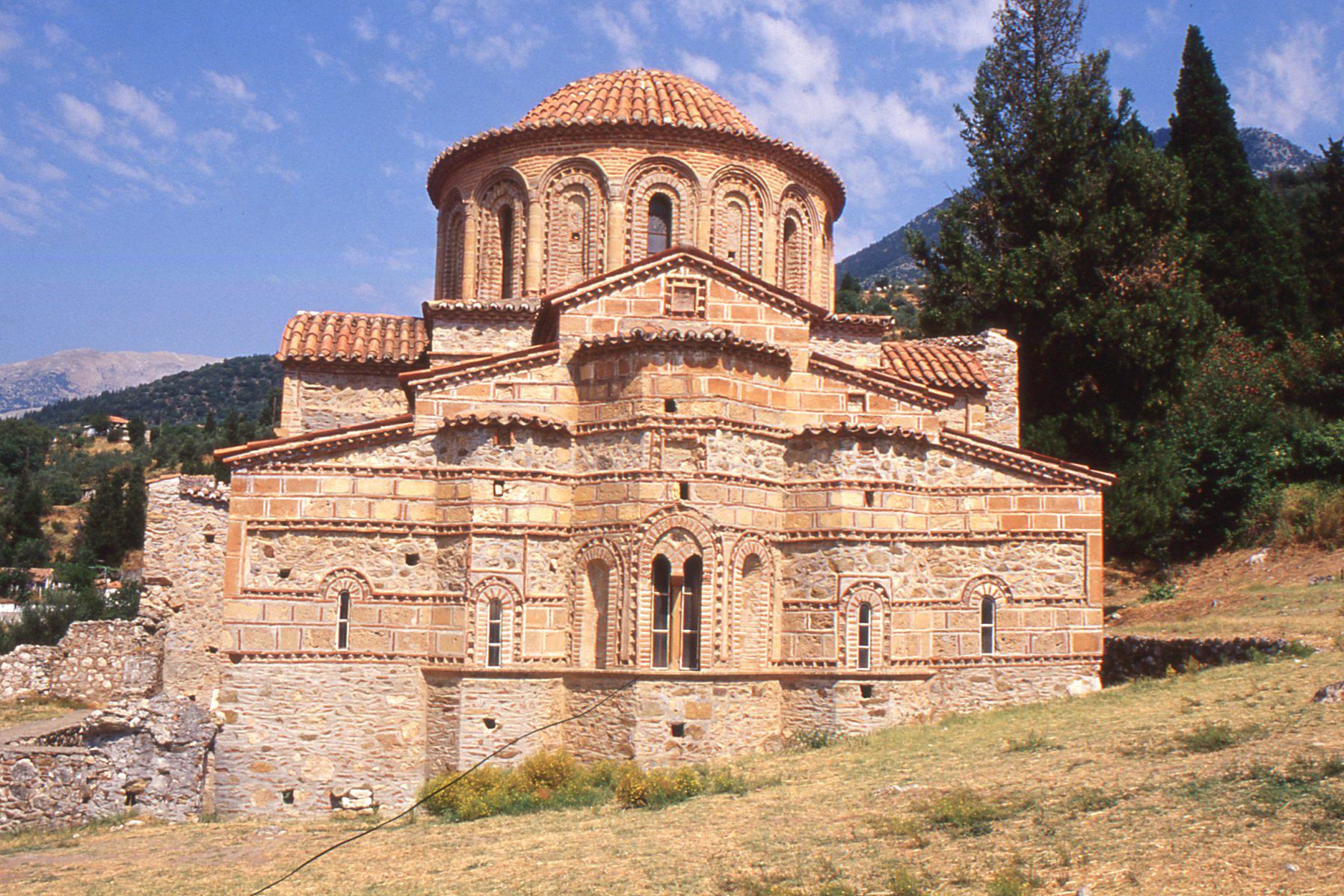 vue eglise byzantine mystra peloponnèse Grece